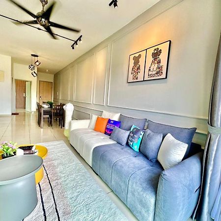 Seasons Luxury Apartment By Jk Home Johor Bahru Exteriör bild