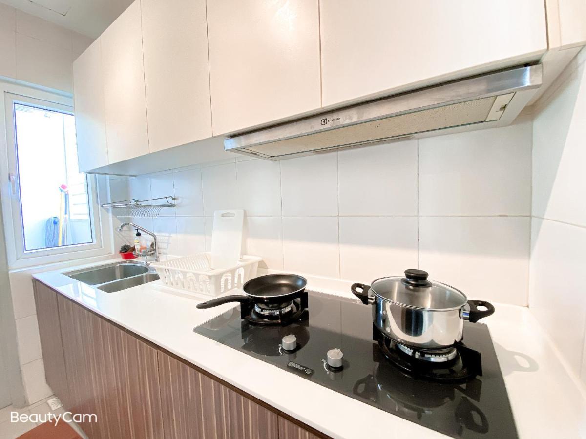 Seasons Luxury Apartment By Jk Home Johor Bahru Exteriör bild