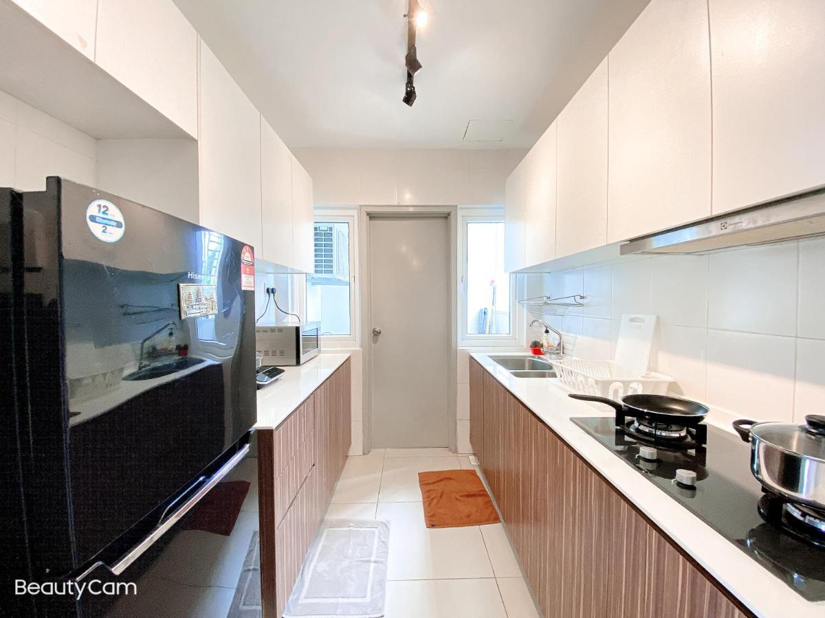 Seasons Luxury Apartment By Jk Home Johor Bahru Exteriör bild
