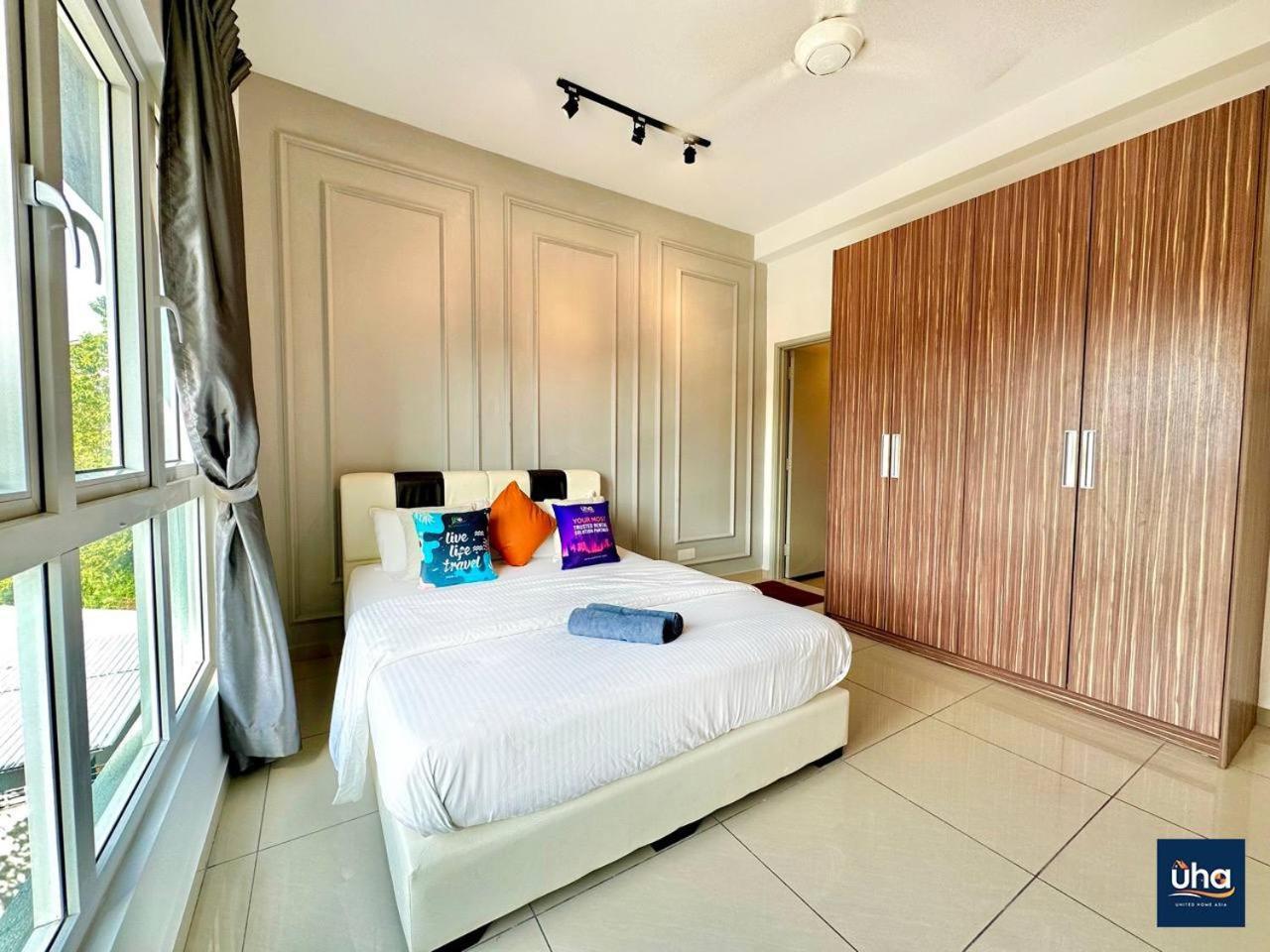 Seasons Luxury Apartment By Jk Home Johor Bahru Exteriör bild