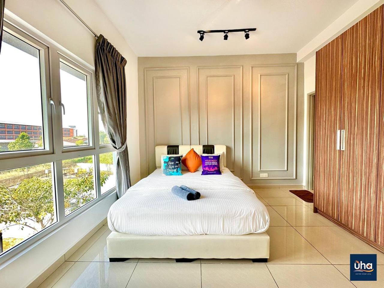 Seasons Luxury Apartment By Jk Home Johor Bahru Exteriör bild