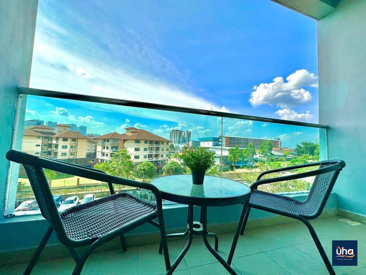 Seasons Luxury Apartment By Jk Home Johor Bahru Exteriör bild